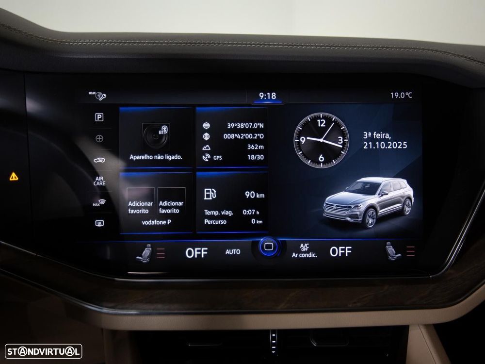 VW Touareg 3.0 TDI V6 Elegance Plus - 28