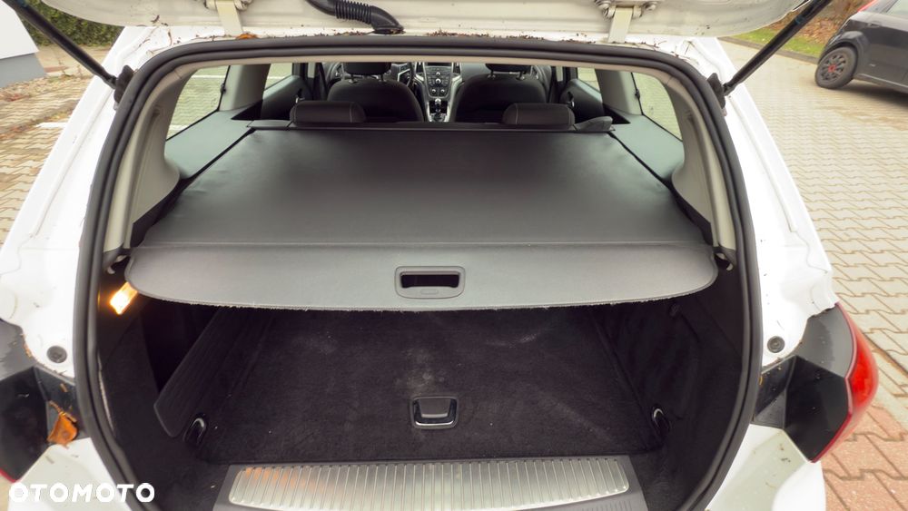 Opel Astra 2.0 CDTI DPF 150 Jahre - 11