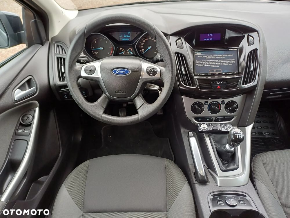 Ford Focus 1.6 TDCi DPF Ambiente - 15