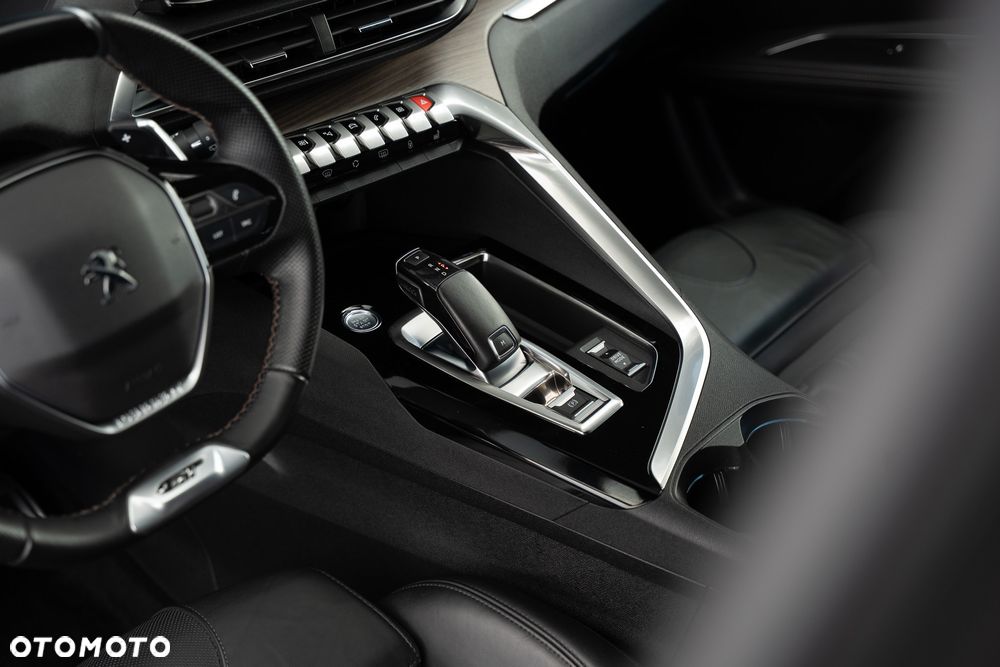 Peugeot 5008 1.6 PureTech GT Pack S&S EAT8 - 29