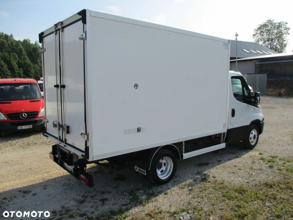 Iveco Daily 35C13 chłodnia Mroźnia na bliźniaku 35-130 Thermo King agregat - 4
