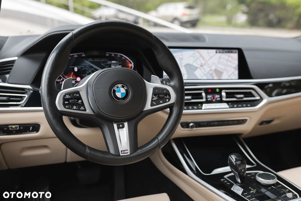 BMW X7 xDrive40i mHEV - 15