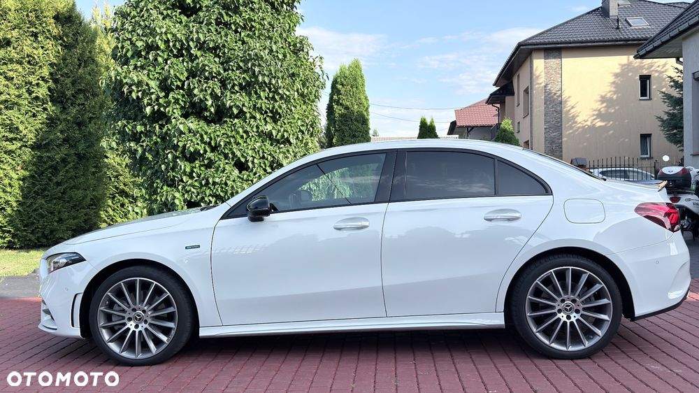 Mercedes-Benz Klasa A 250 e PHEV AMG Line 8G-DCT - 9