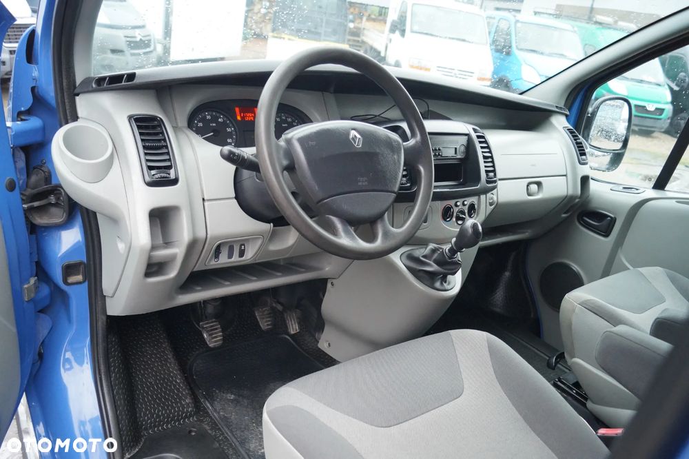 Renault Trafic - 14