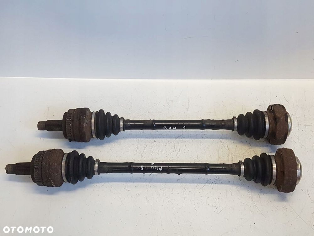 BMW 1 E87 2.0D PÓŁOŚ PRAWA 7533446 - 5