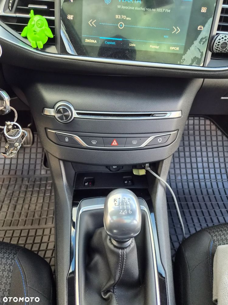 Peugeot 308 PureTech 110 Stop & Start Style - 11