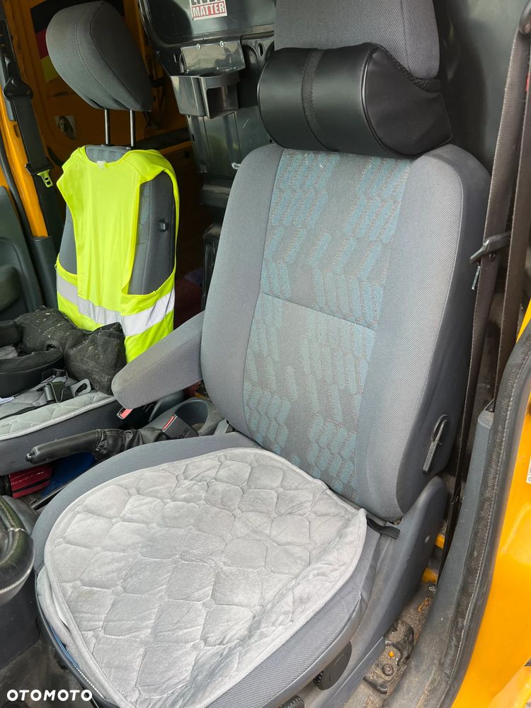 Ford TRANSIT  TOURNEO CONNECT - 4