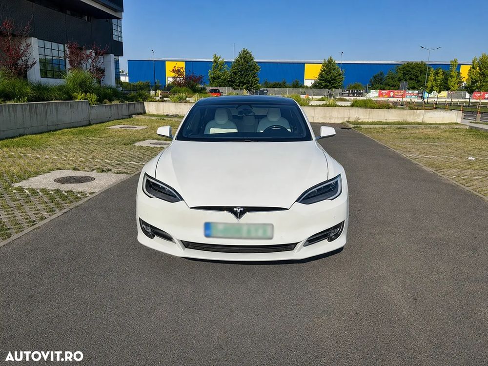 Tesla Model S Long Range - 6