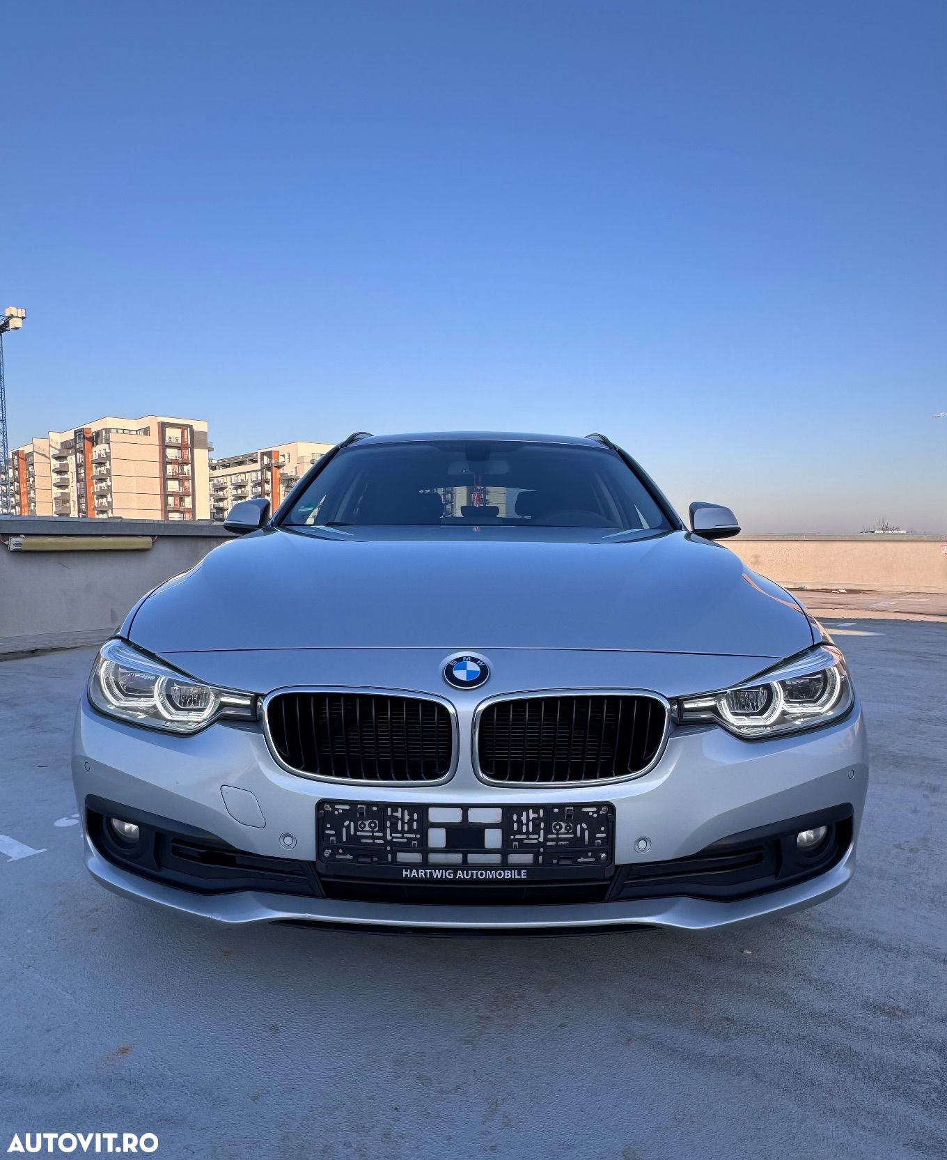 BMW Seria 3 318d Touring Aut. - 1