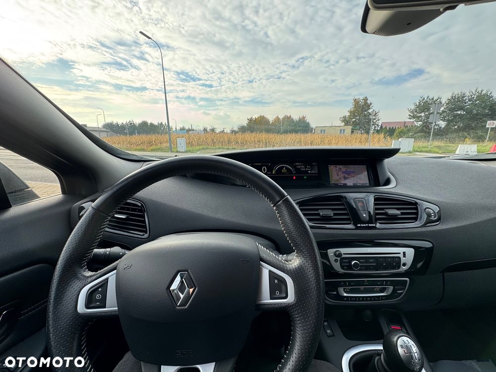 Renault Scenic ENERGY TCe 115 Bose Edition - 28