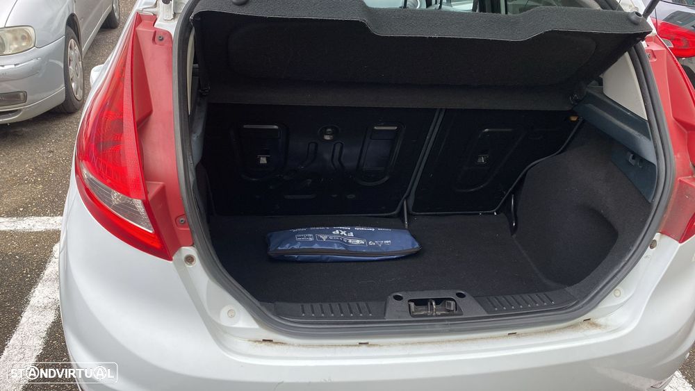Ford Fiesta 1.6 TDCI ECOnetic - 4