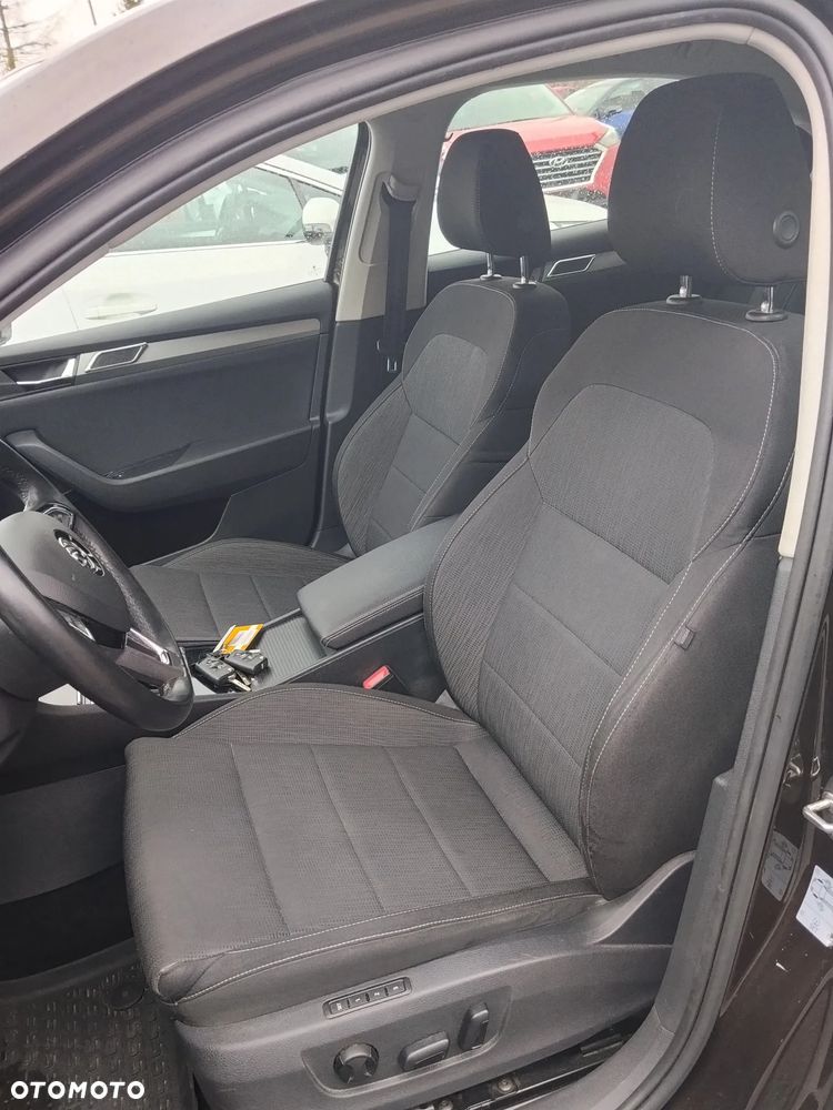 Skoda Superb 1.8 TSI Ambition - 16