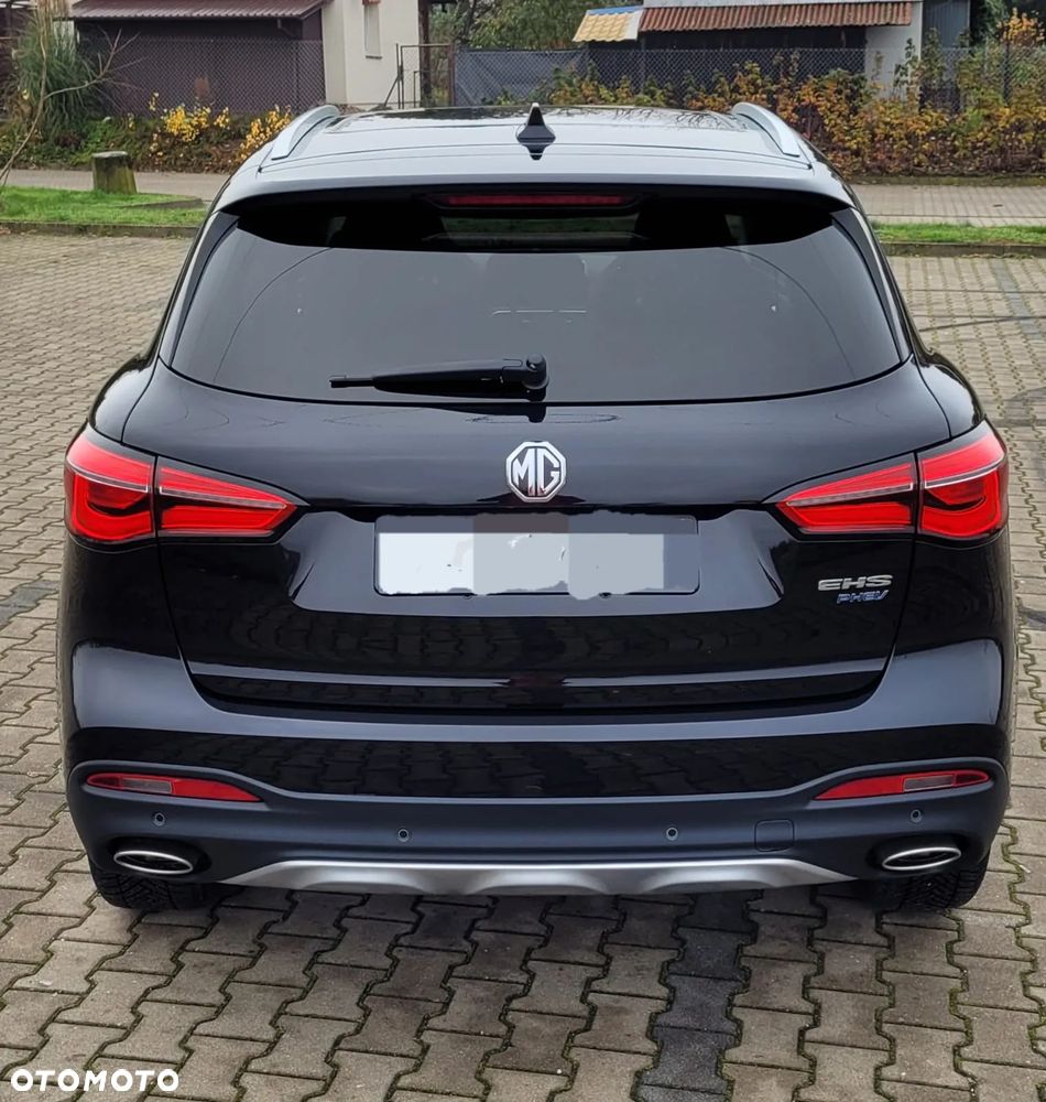 MG EHS Luxury - 4