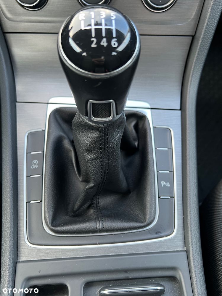 Volkswagen Golf 1.2 TSI BlueMot Comfortline - 21