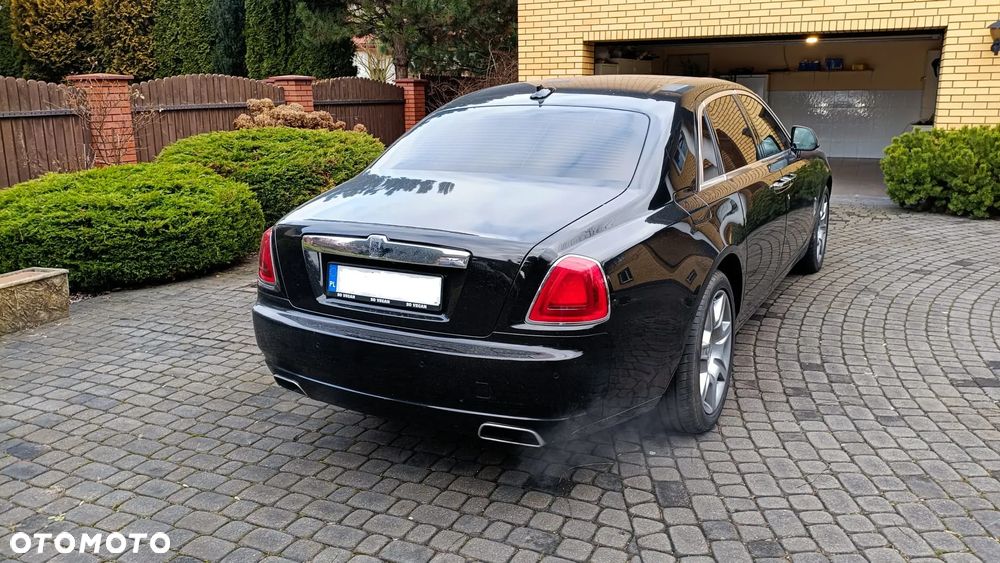 Rolls-Royce Ghost - 8