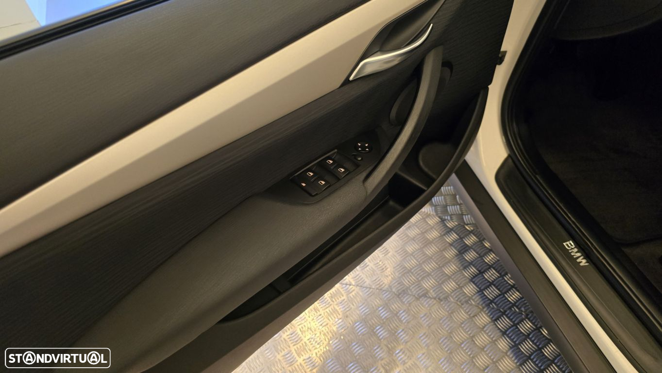 BMW X1 18 d sDrive Auto - 35