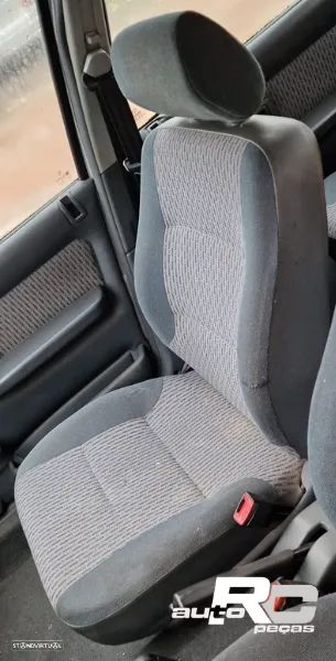 Peugeot 306 Hatchback para peças - 9