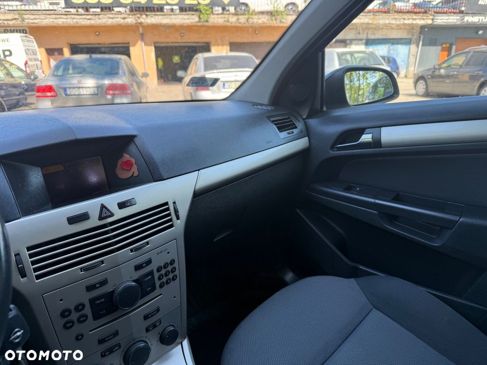 Opel Astra 1.7 CDTI Cosmo - 4