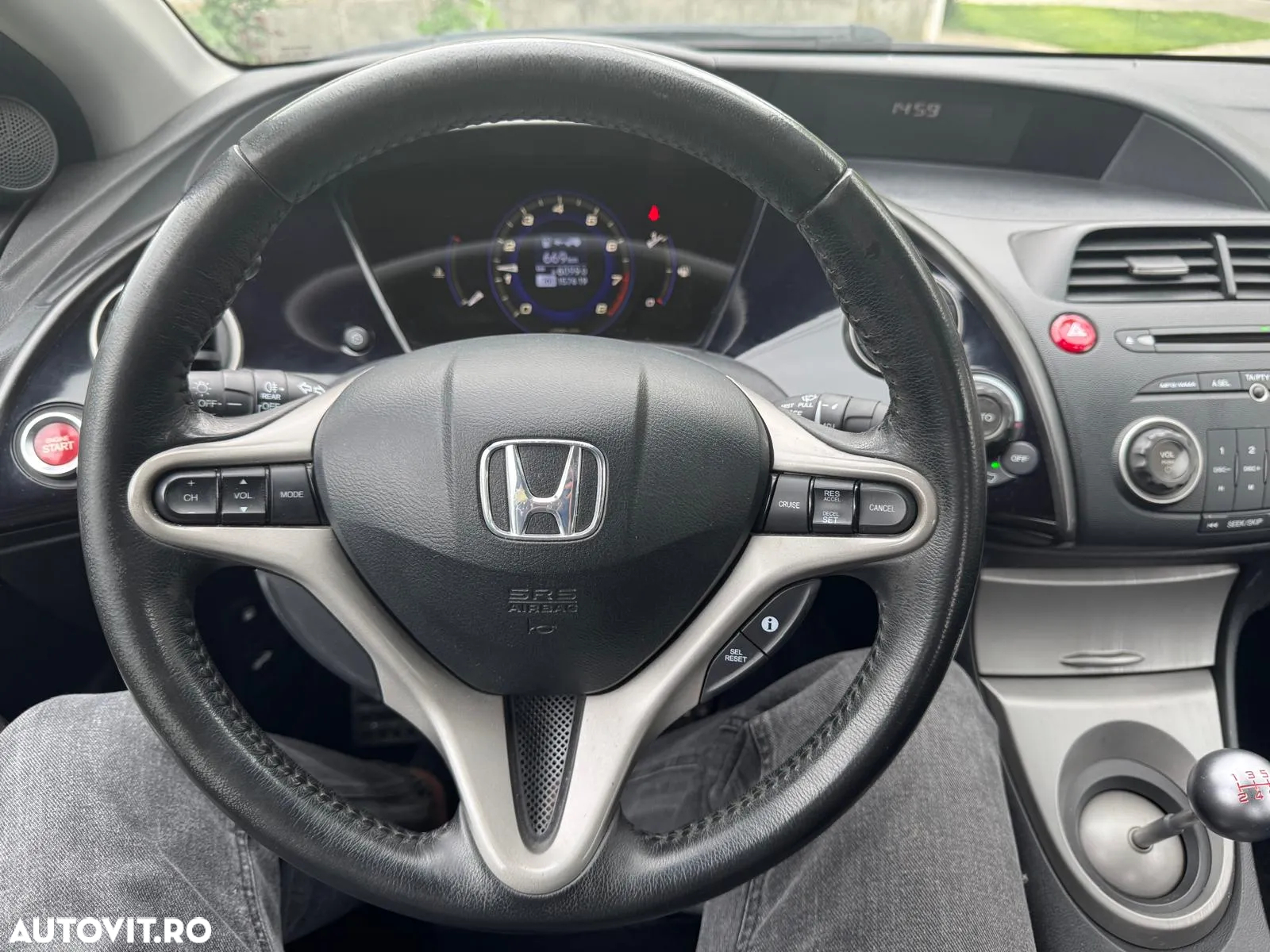 Honda Civic 1.8 S - 11