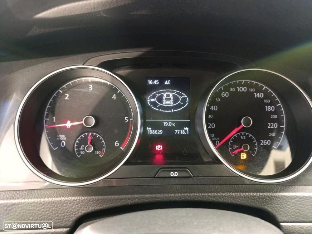 VW Golf Variant 1.6 TDi Confortline - 5