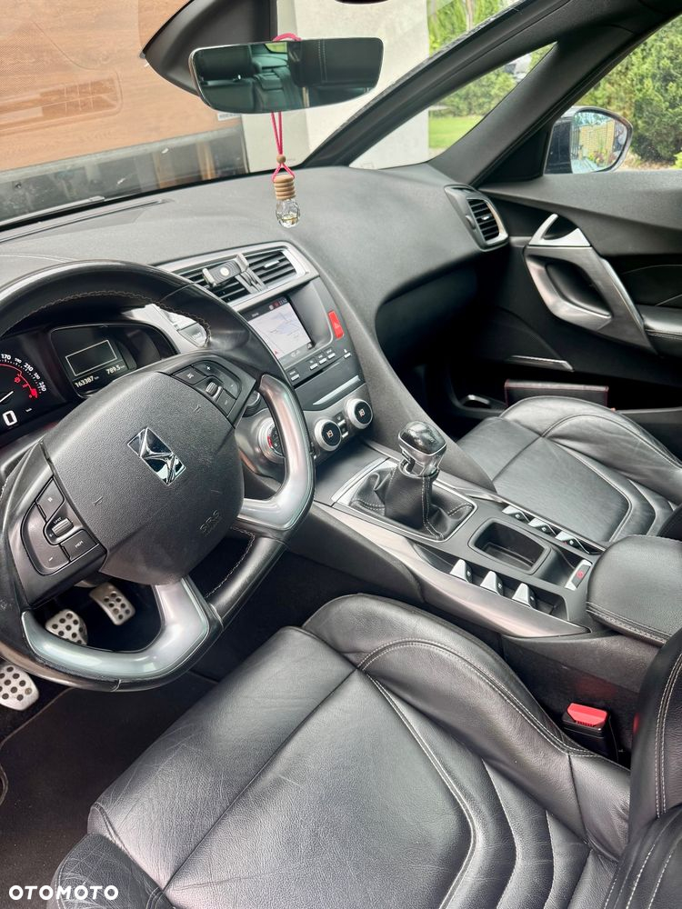 DS Automobiles DS 5 - 9