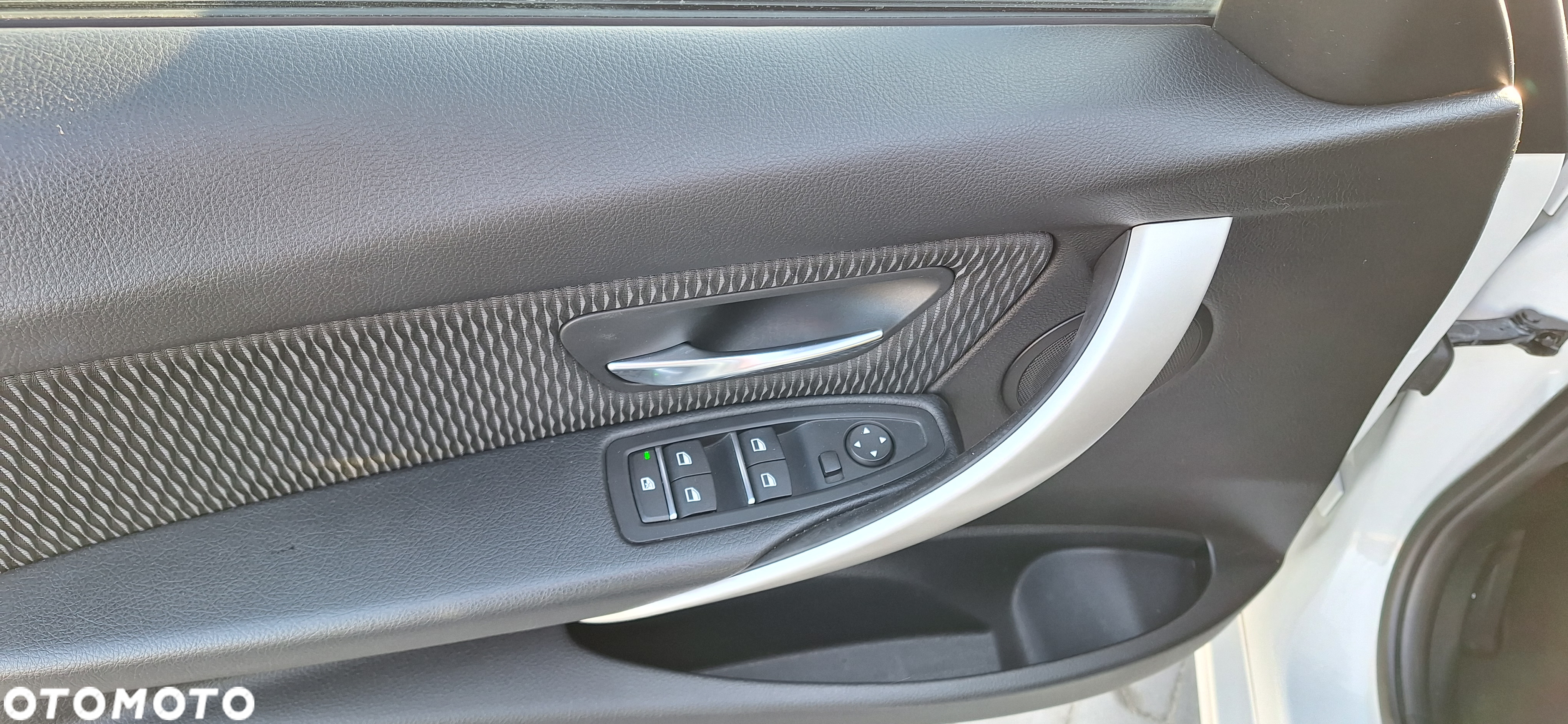 BMW Seria 3 320i Advantage - 20
