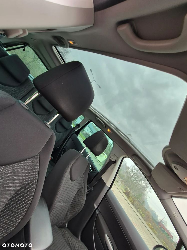 Peugeot 308 HDi FAP 140 Family - 26