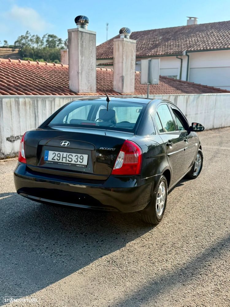 Hyundai Accent 1.4 Active - 13