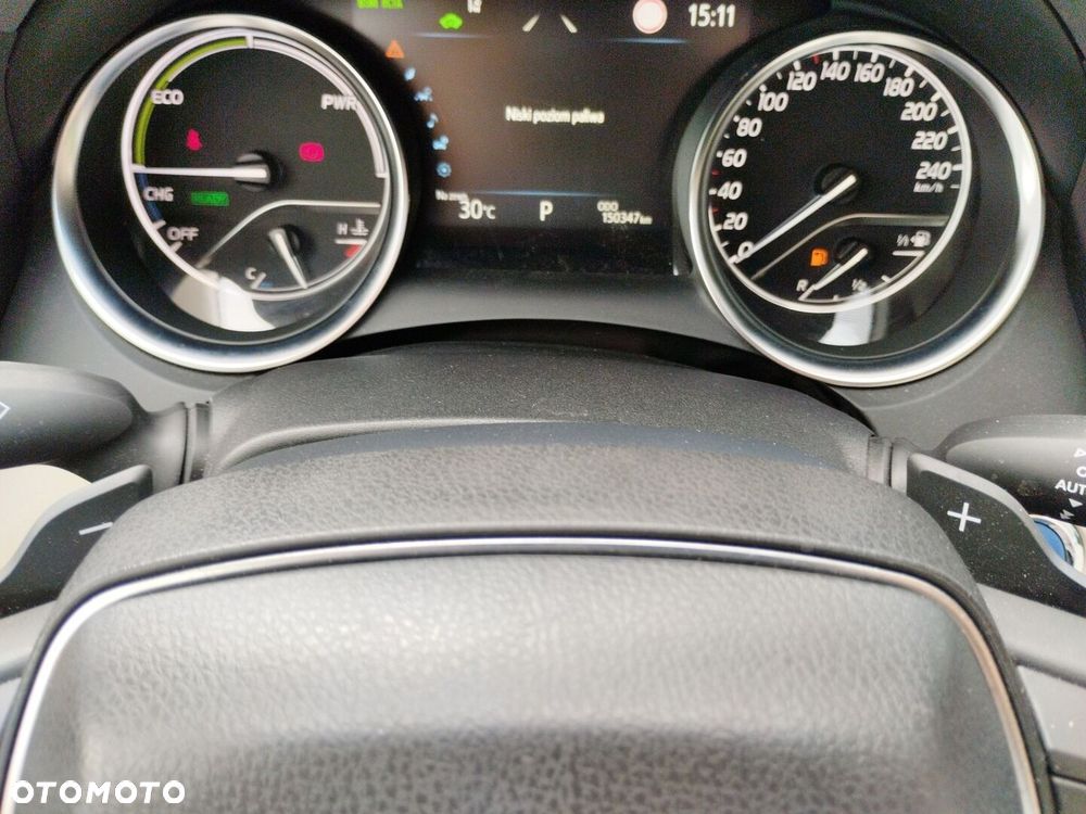 Toyota Camry 2.5 Hybrid Executive CVT - 17