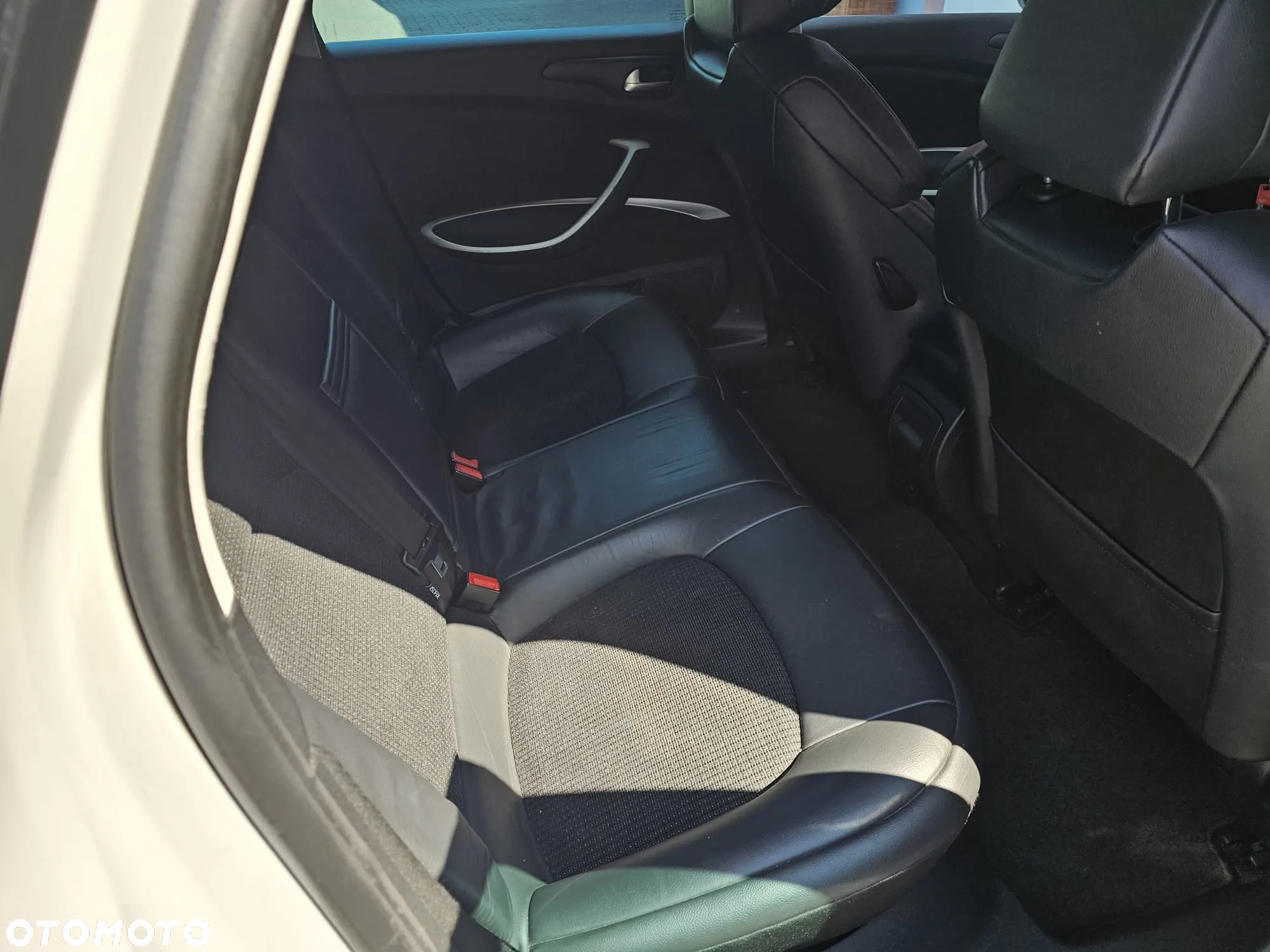 Citroën C5 Tourer HDi 165 FAP Exclusive - 22