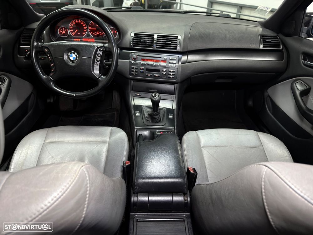 BMW 320 d Sport - 12