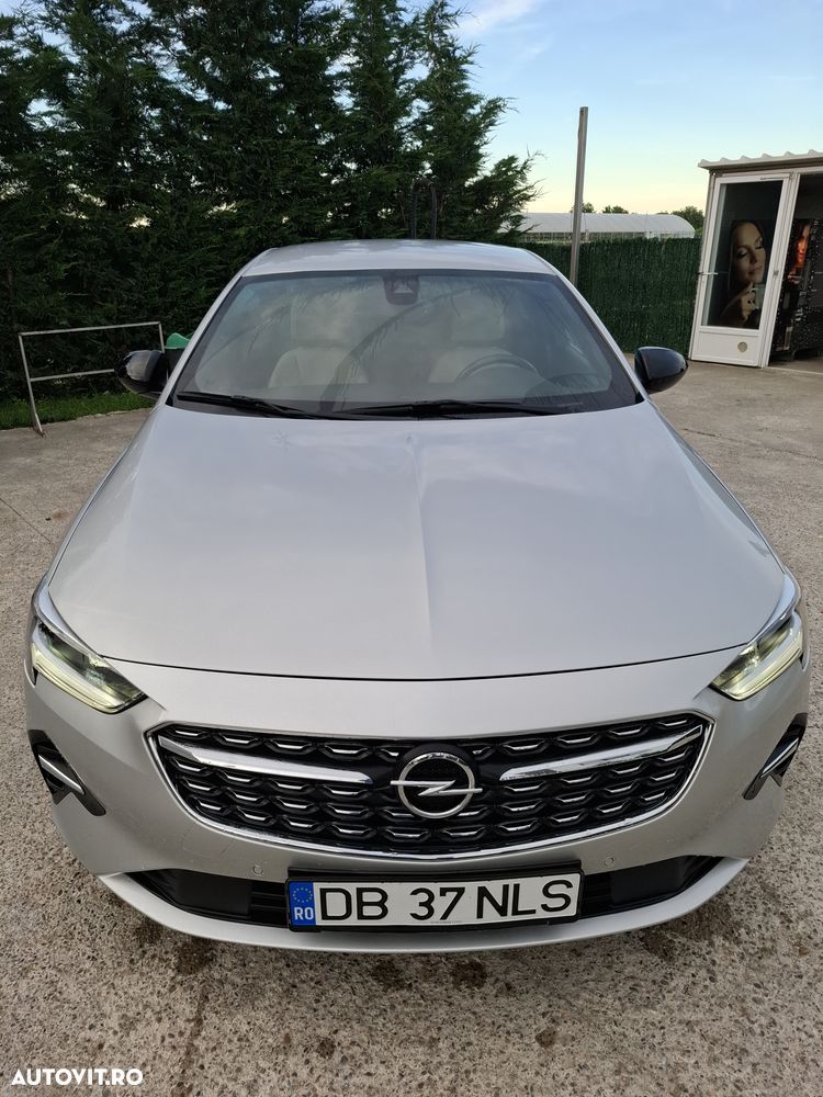 Opel Insignia 2.0 Start/Stop Aut. 4X4 Elegance - 4