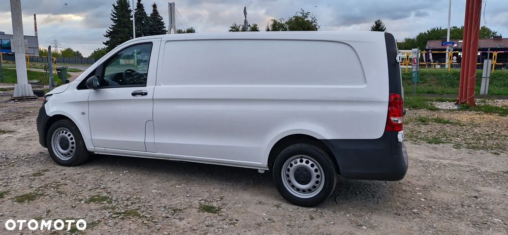 Mercedes-Benz Vito - 11