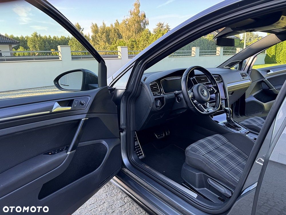 Volkswagen Golf GTD 2.0 TDI SCR DSG - 30