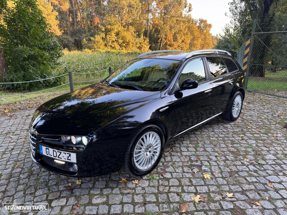 Alfa Romeo 159 Sportwagon 1.9 JTDm 16V Sportiva - 1