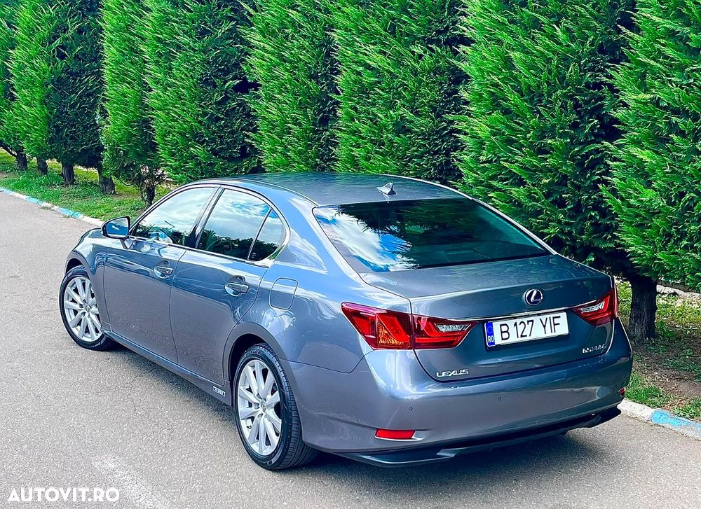 Lexus Seria GS - 3