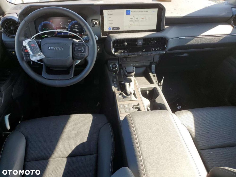 Toyota Land Cruiser - 9