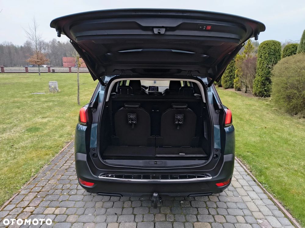 Peugeot 5008 - 19