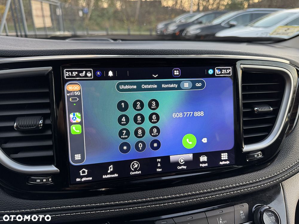 Chrysler Pacifica - 35