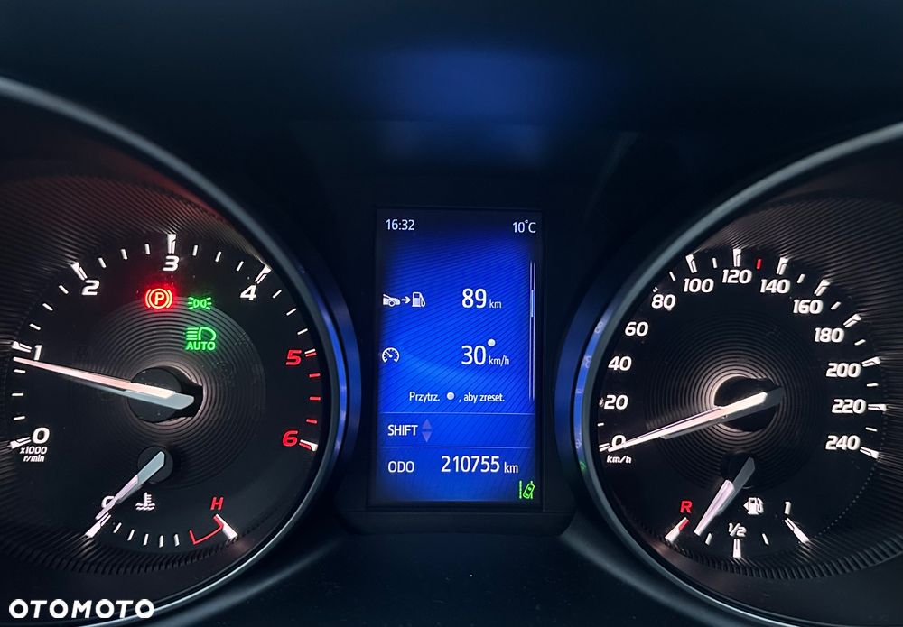 Toyota Avensis 2.0 D-4D Active Business - 19