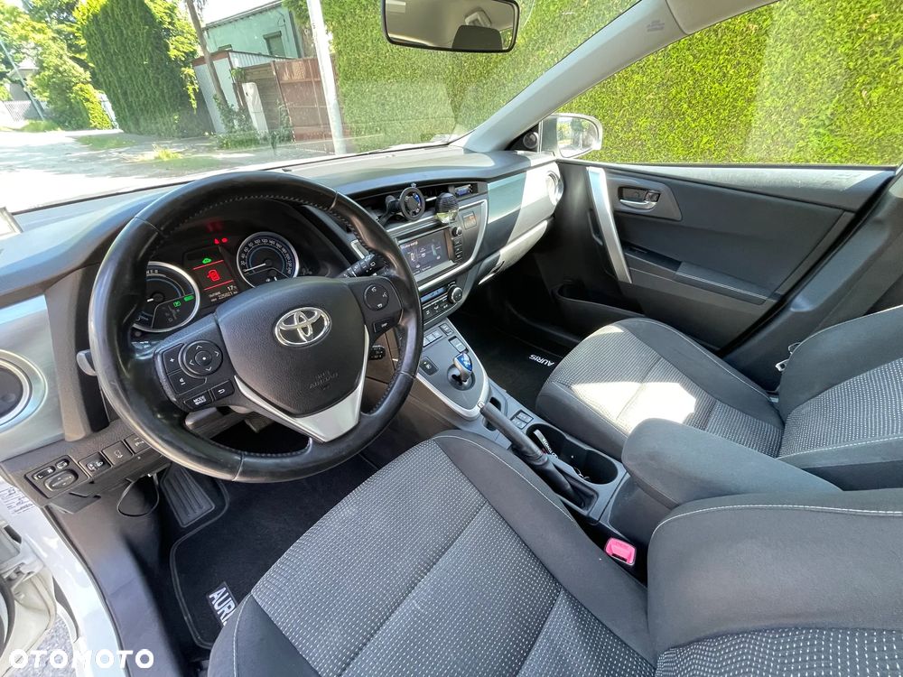 Toyota Auris - 11