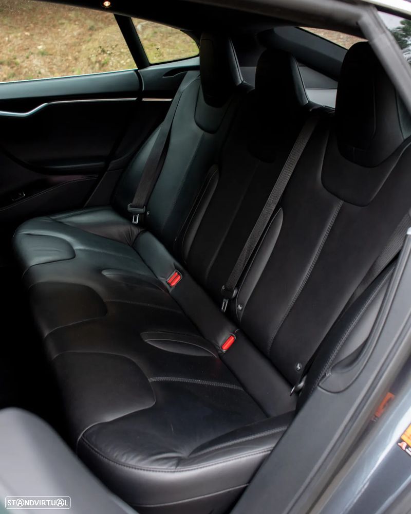 Tesla Model S 85D AWD Performance - 8