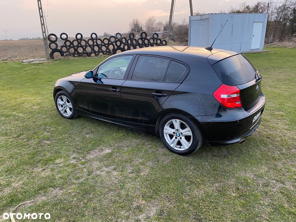 BMW Seria 1 118d - 5