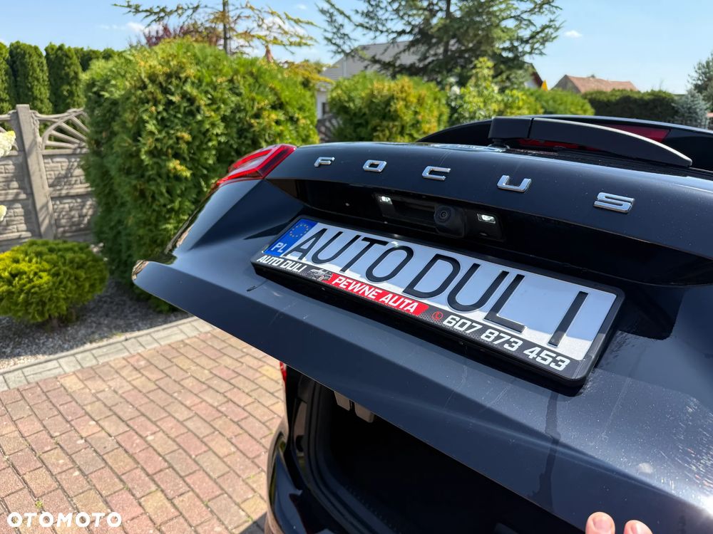 Ford Focus 1.0 EcoBoost mHEV ST-Line X - 15
