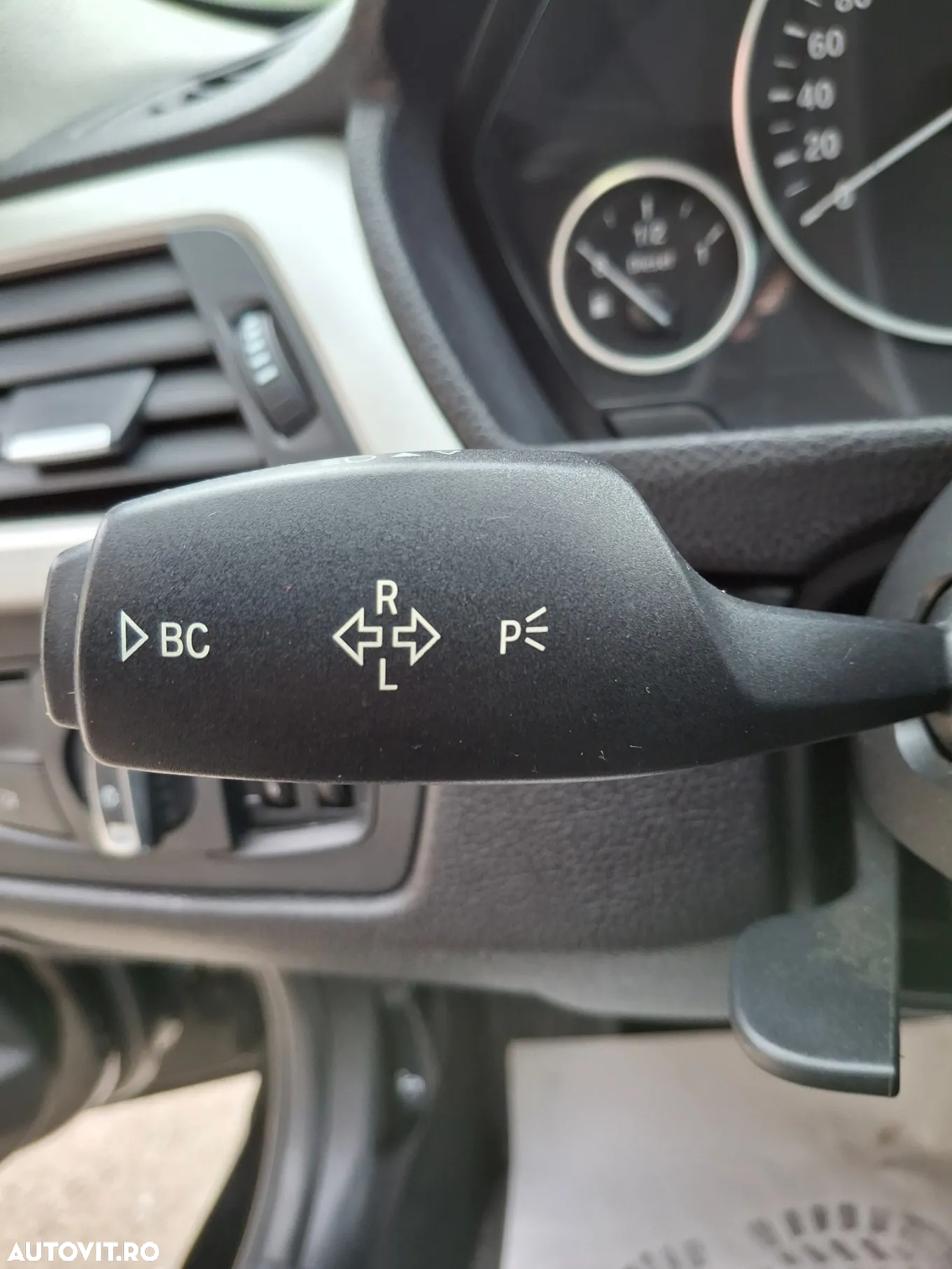 BMW Seria 3 320d Aut. Sport Line - 12