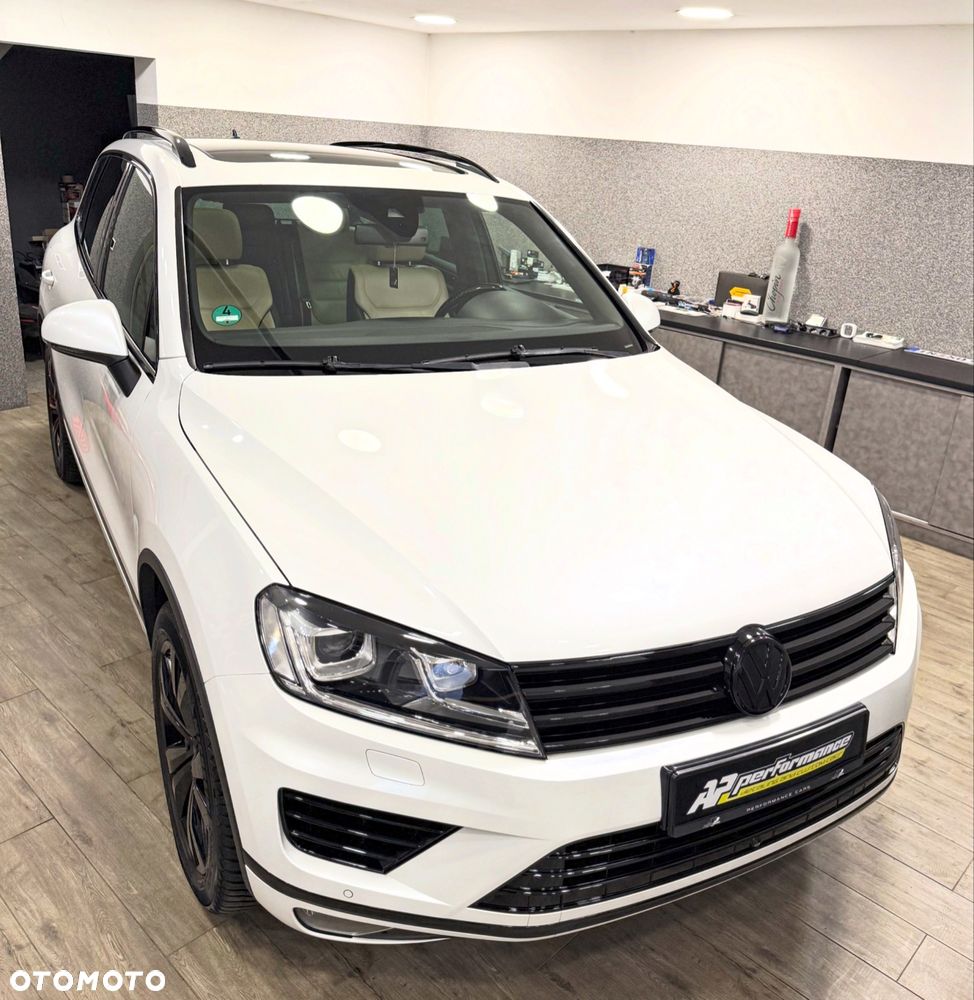 Volkswagen Touareg 3.0 V6 TDI SCR Blue Motion DPF Automatik Terrain Tech Executive Edition - 3