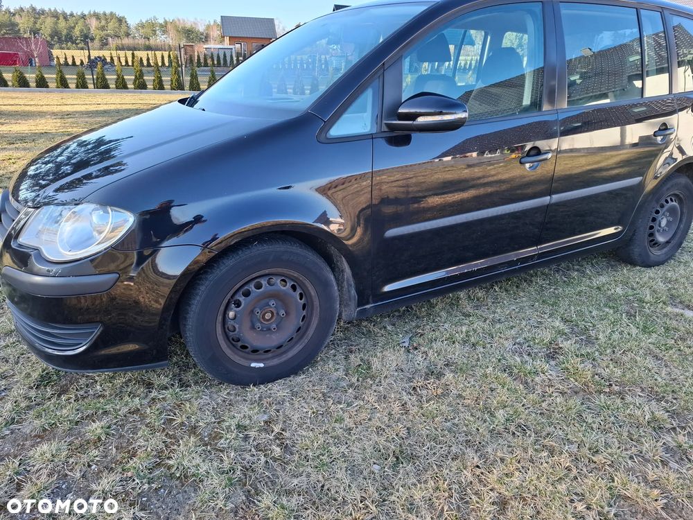 Volkswagen Touran 1.9 TDI DPF Blue Motion Trendline - 6