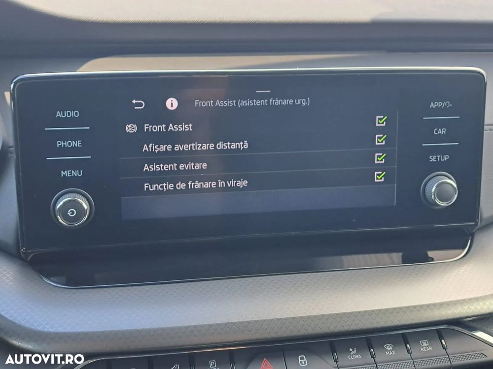 Skoda Octavia 2.0 TDI DSG Ambition - 12