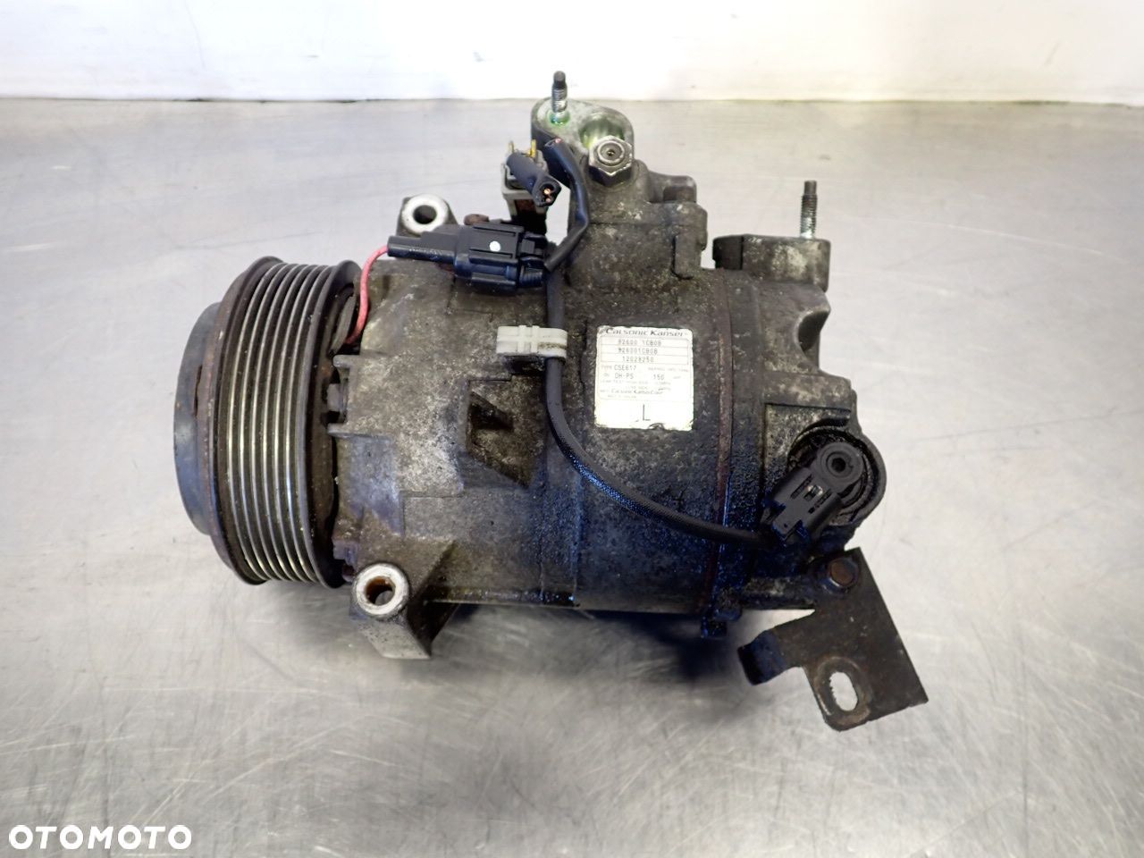 SPRĘŻARKA KLIMATYZACJI INFINITI M37X 92600-1CB0B - 1