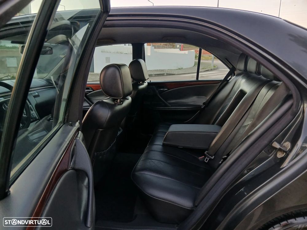 Mercedes-Benz E 220 CDI Elegance - 7